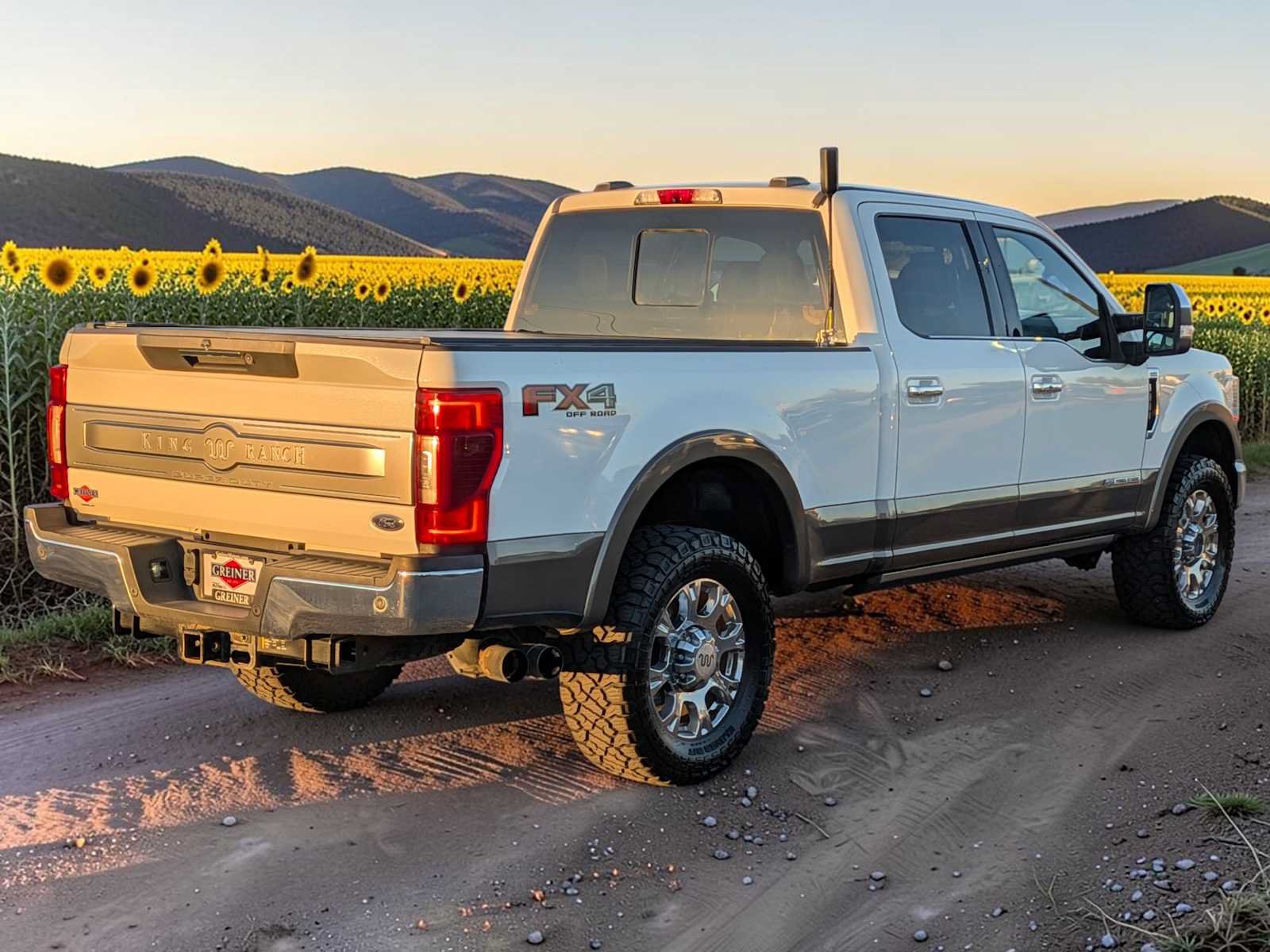 Used 2021 Ford F250 King Ranch w/ King Ranch Ultimate Package AWD/4WD image 5