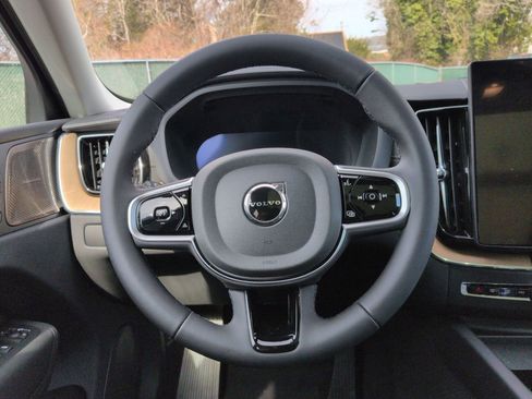 New 2026 Volvo XC60 B5 Ultra w/ Protection Package Premier image 13