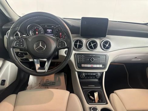 Used 2018 Mercedes-Benz GLA 250 4MATIC image 20