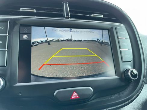 Used 2025 Kia Soul LX w/ LX Technology Package image 22