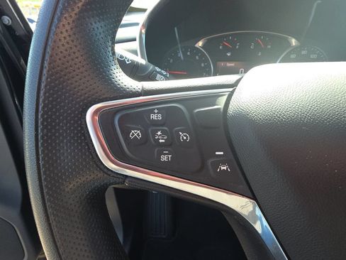 Used 2022 Chevrolet Equinox LT FWD image 18