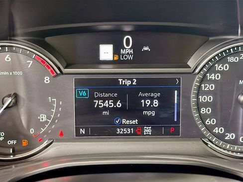 Certified 2024 Cadillac XT6 Sport w/ LPO, Floor Liner Package AWD/4WD image 14