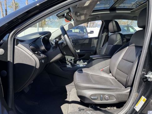 Used 2024 Chevrolet Malibu LT image 12