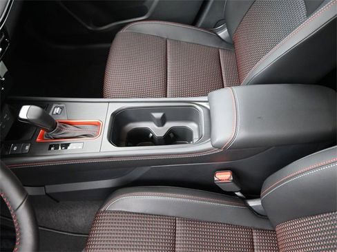 New 2025 Nissan Kicks SR w/ SR Premium Package image 33