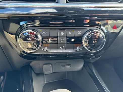 New 2026 Chevrolet Trax RS image 37