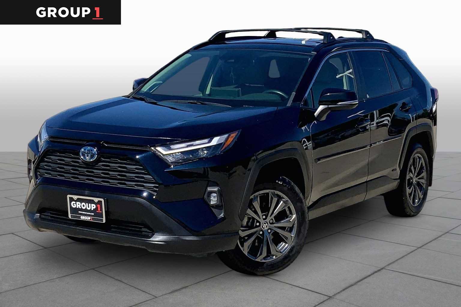Used 2022 Toyota RAV4 XLE Premium AWD/4WD image 1
