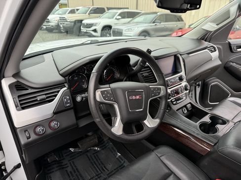 Used 2016 GMC Yukon XL SLT w/ Open Road Package image 27