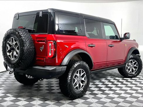 Used 2025 Ford Bronco Badlands AWD/4WD image 12
