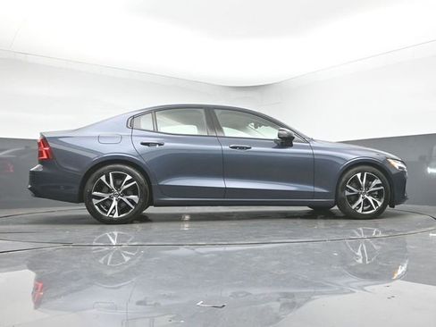 Used 2024 Volvo S60 B5 Core w/ Climate Package image 39
