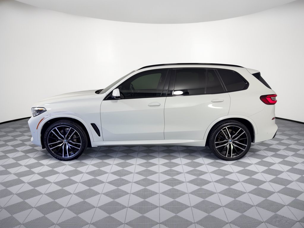 Used 2021 BMW X5 sDrive40i w/ M Sport Package RWD image 2