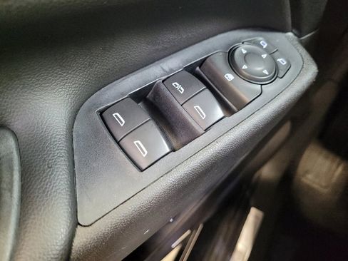 Used 2019 Chevrolet Equinox Premier image 27