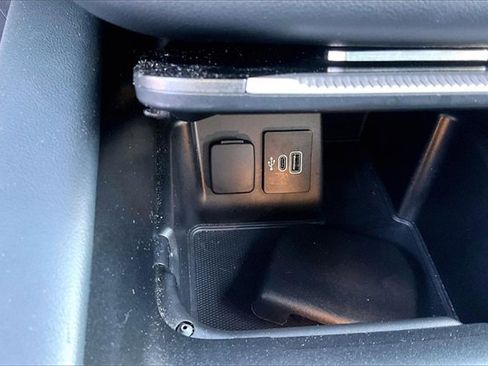 Used 2025 Ford Explorer ST-Line w/ ST-Line Street Pack image 35