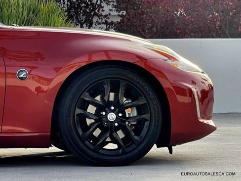 Used 2013 Nissan 370Z Touring 2dr Coupe 6M image 17