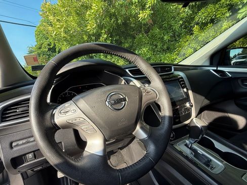 Used 2017 Nissan Murano SV FWD image 36