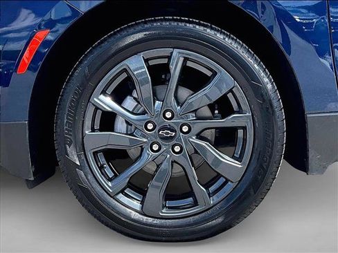 Certified 2023 Chevrolet Equinox RS w/ RS Leather Package FWD image 10