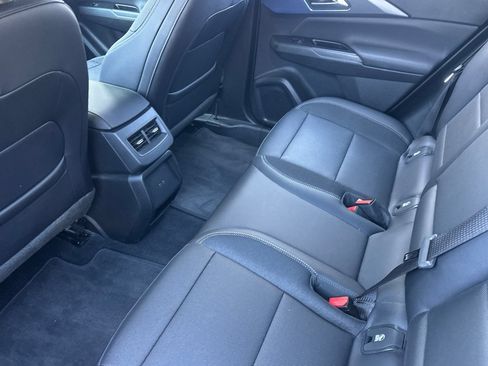Used 2024 Chevrolet Equinox EV LT FWD image 15