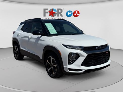 Used 2021 Chevrolet TrailBlazer RS w/ Sun and Liftgate Package FWD image 7