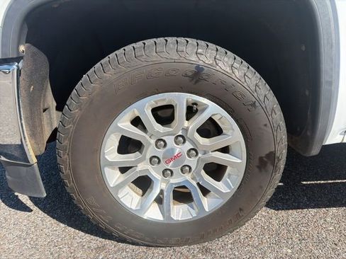 Used 2018 GMC Sierra 1500 SLE w/ SLE Value Package image 10