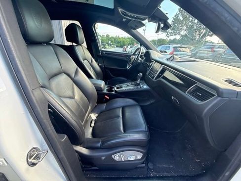 Used 2018 Porsche Macan S AWD/4WD image 5