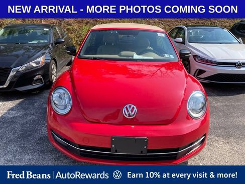Used 2013 Volkswagen Beetle Turbo FWD image 2