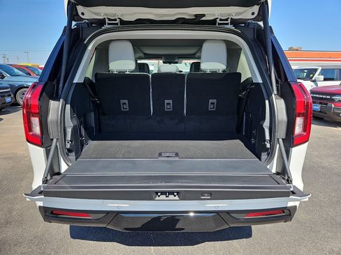 New 2027 Ford Expedition Platinum w/ Driver's Package RWD image 18