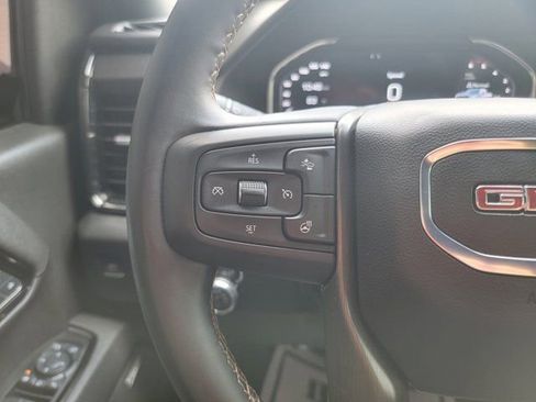 Used 2025 GMC Sierra 2500 AT4 w/ AT4 Premium Plus Package AWD/4WD image 21
