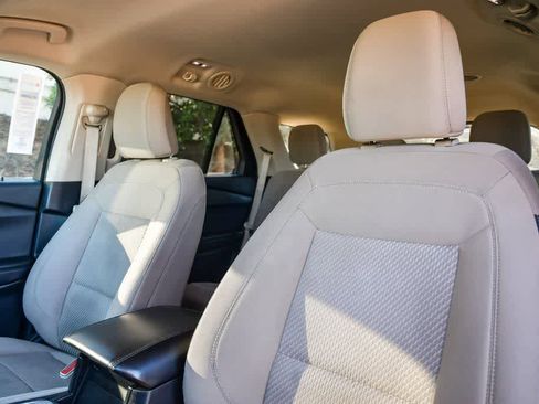 Used 2021 Ford Explorer 2WD image 16