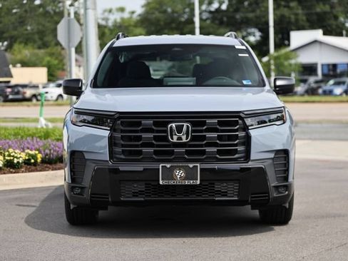 New 2026 Honda Pilot Sport image 20