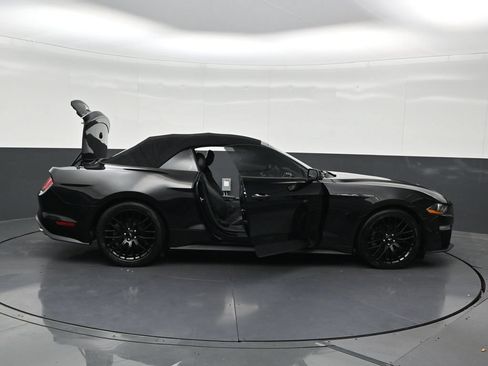 Used 2020 Ford Mustang Premium RWD image 27