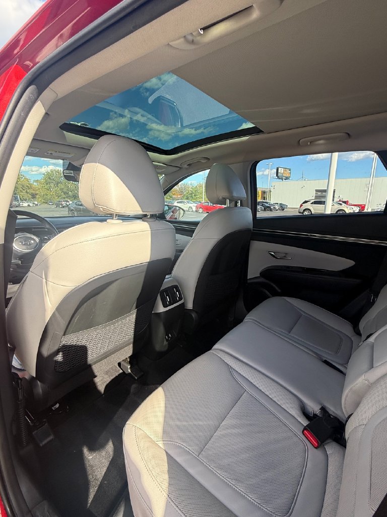 Used 2022 Hyundai Tucson Limited w/ Cargo Package AWD/4WD image 30
