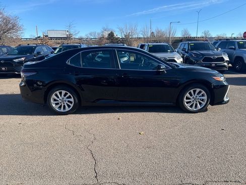 Used 2023 Toyota Camry LE image 9