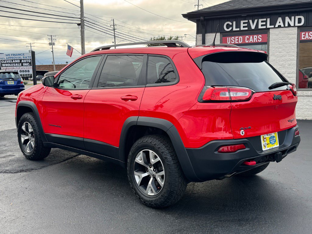 Used 2017 Jeep Cherokee Trailhawk w/ Trailer Tow Group AWD/4WD image 7