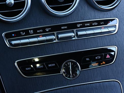 Used 2020 Mercedes-Benz C 300 Sedan image 15