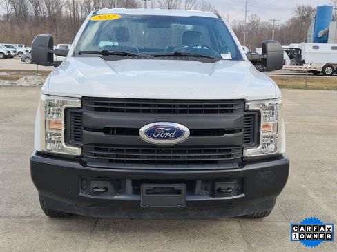 Used 2017 Ford F250 XL image 2