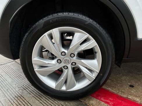 Used 2025 Buick Encore GX Preferred FWD image 9