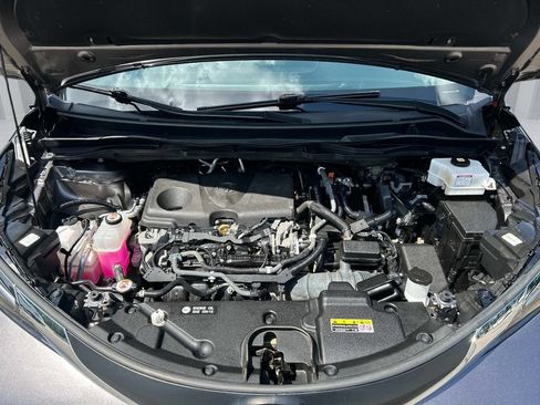 Used 2021 Toyota Sienna XLE w/ XLE Plus Package FWD image 11