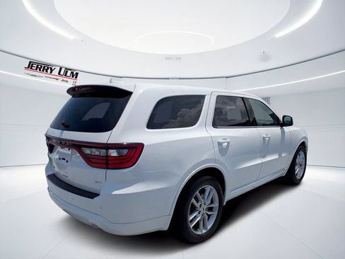Used 2022 Dodge Durango GT RWD image 3