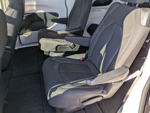 Certified 2023 Chrysler Voyager LX image 23