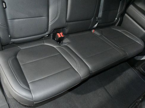 Used 2021 Chevrolet Silverado 1500 LT Trail Boss w/ Convenience Package II image 20