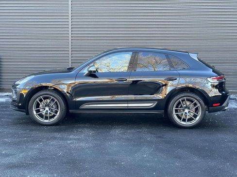 New 2026 Porsche Macan AWD/4WD image 2