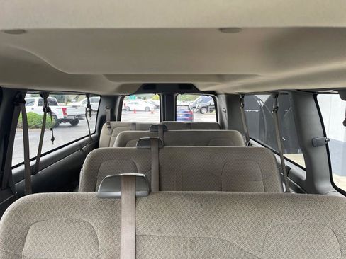 Used 2023 Chevrolet Express 3500 LS image 32