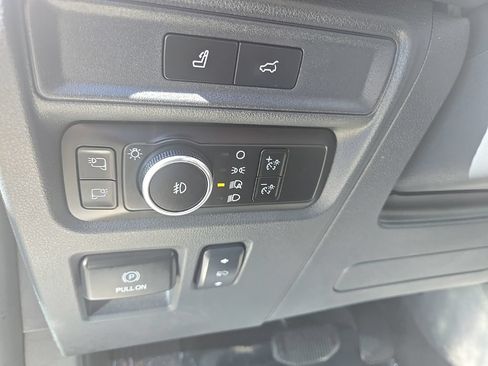 Used 2024 Ford Expedition Max Platinum AWD/4WD image 14