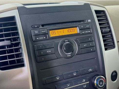 Used 2012 Nissan Frontier SV AWD/4WD image 22