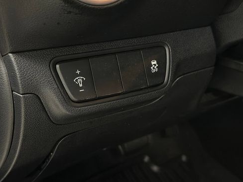 Used 2023 Kia Forte LXS FWD image 15