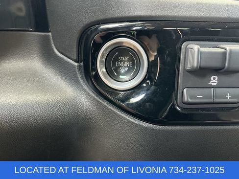 Certified 2024 Chevrolet Silverado 1500 LT w/ Z71 Off-Road Package AWD/4WD image 17