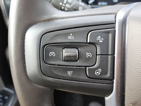 Used 2025 GMC Sierra 1500 SLT AWD/4WD image 21