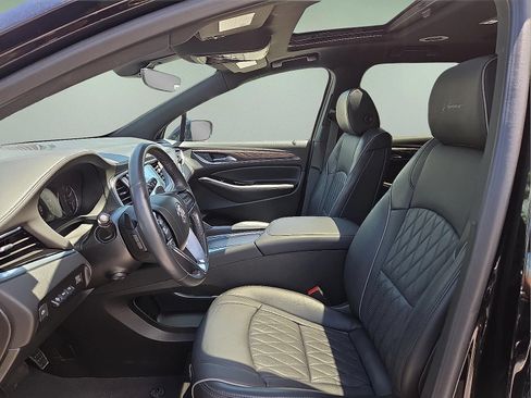 Certified 2023 Buick Enclave Avenir w/ Avenir Technology Package AWD/4WD image 10