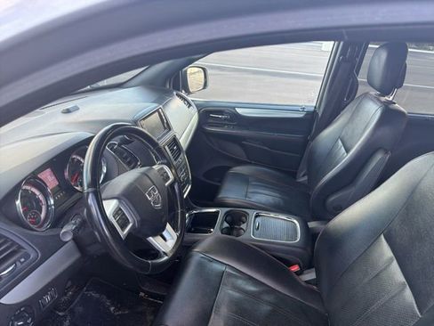 Used 2019 Dodge Grand Caravan GT image 8