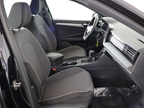 Used 2025 Volkswagen Jetta Sport FWD image 17