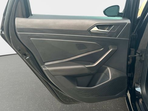 Used 2021 Volkswagen Jetta S image 11